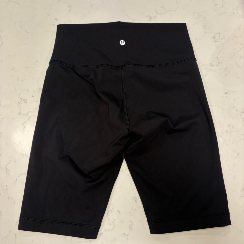 Lulu Lemon Biker shorts 8"